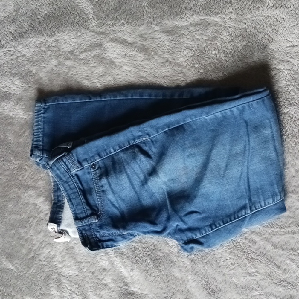 Size 3 Mudd Skinny Pants